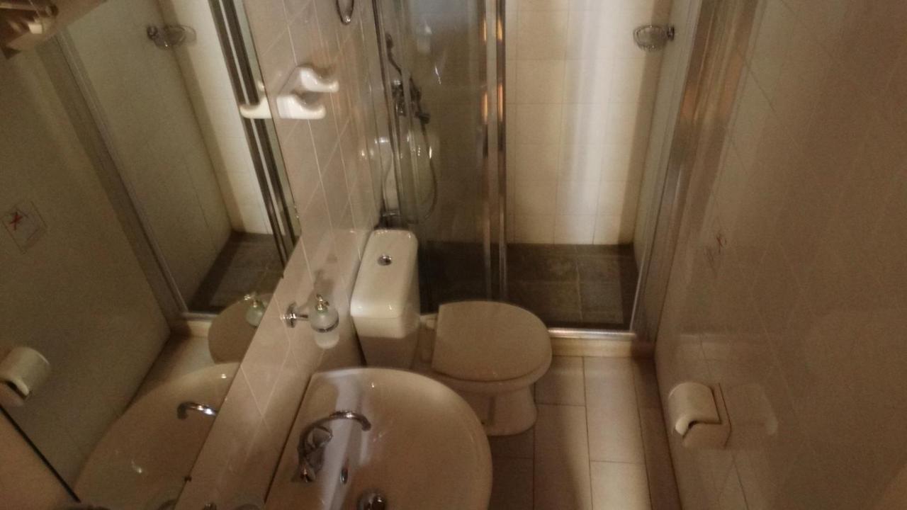 Akrotainaritis Rooms 耶罗里明 外观 照片